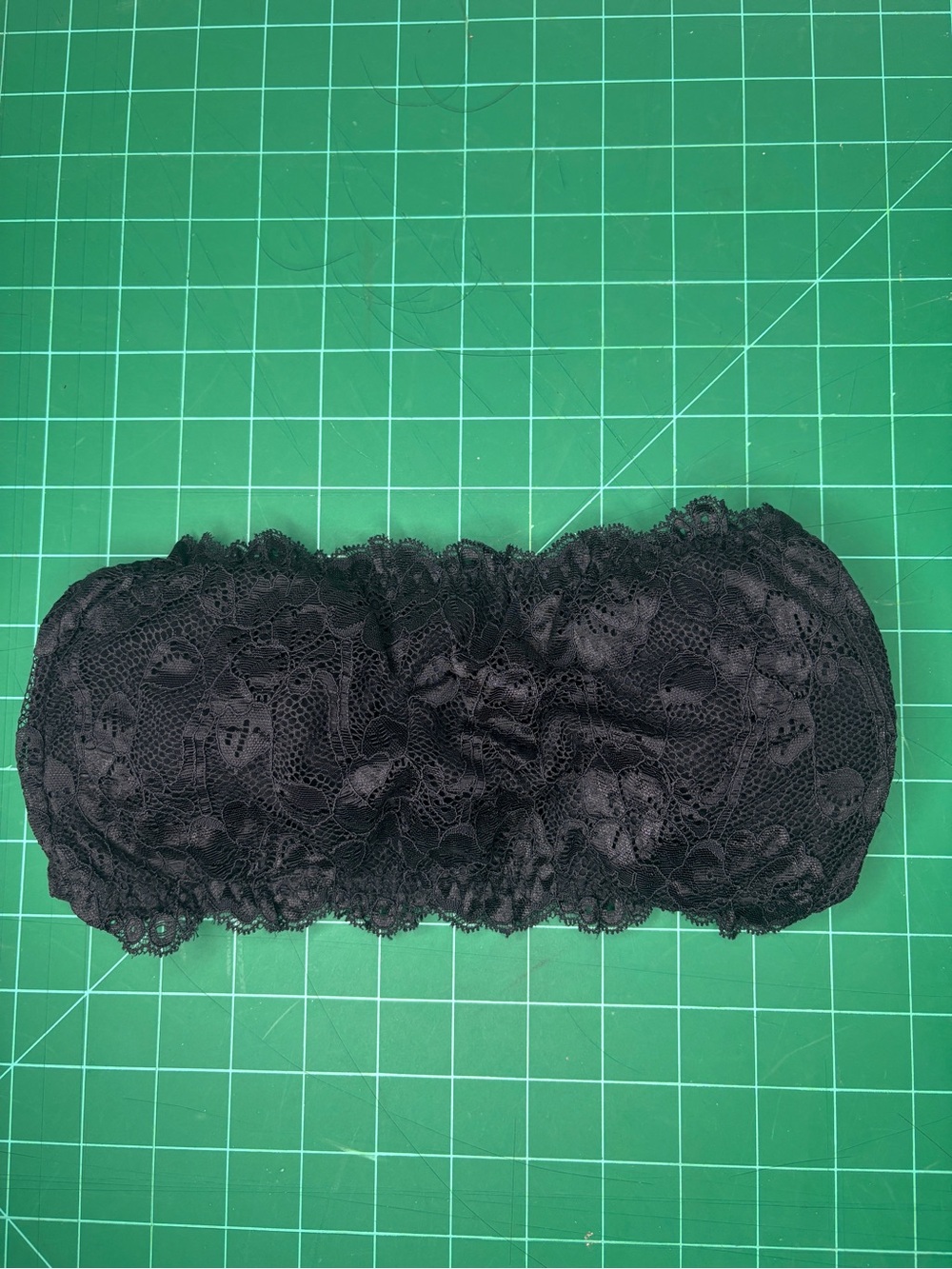 Fashion Forms Women’s Black Lace Strapless Bandeau Straps Not Included